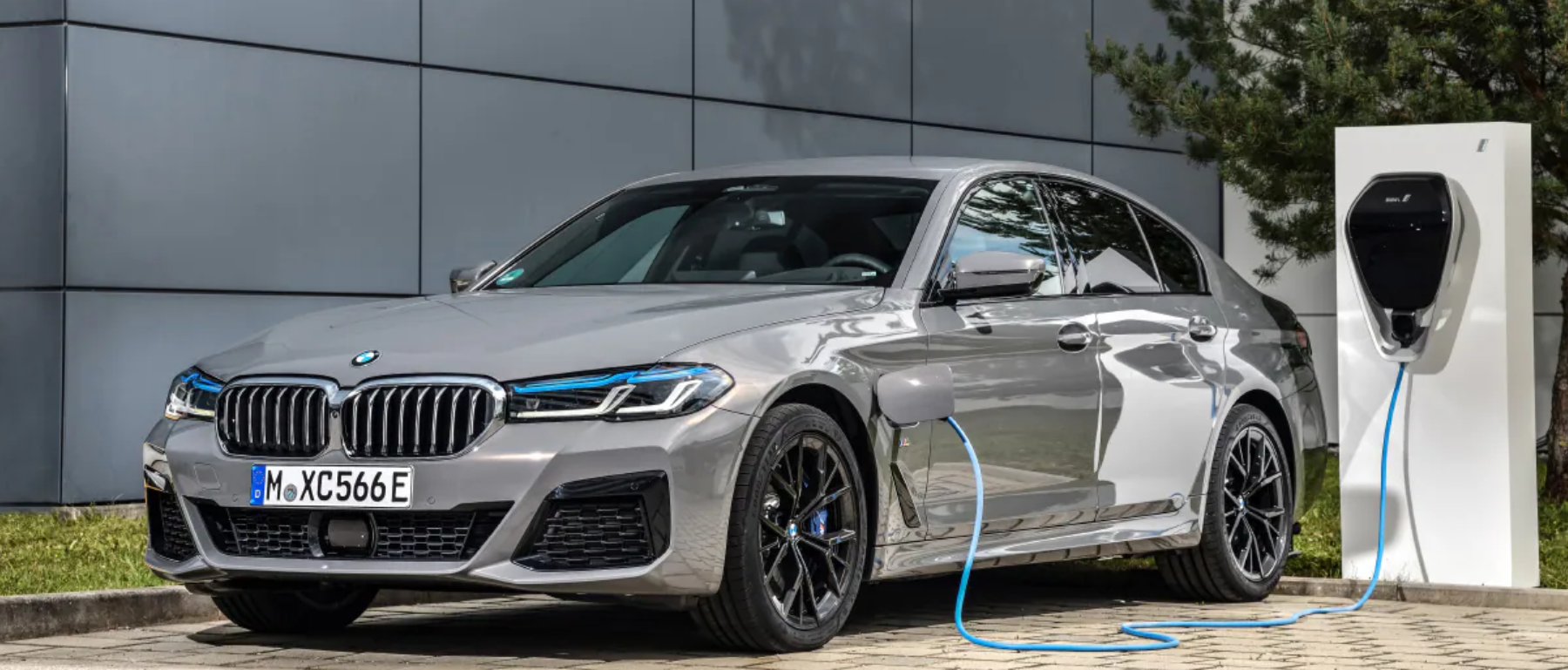 BMW i8 Plug-in Hybrid Technology