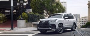Lexus-LX-570-Features-and-Specifications-All-Models-Price-in-Pakistan